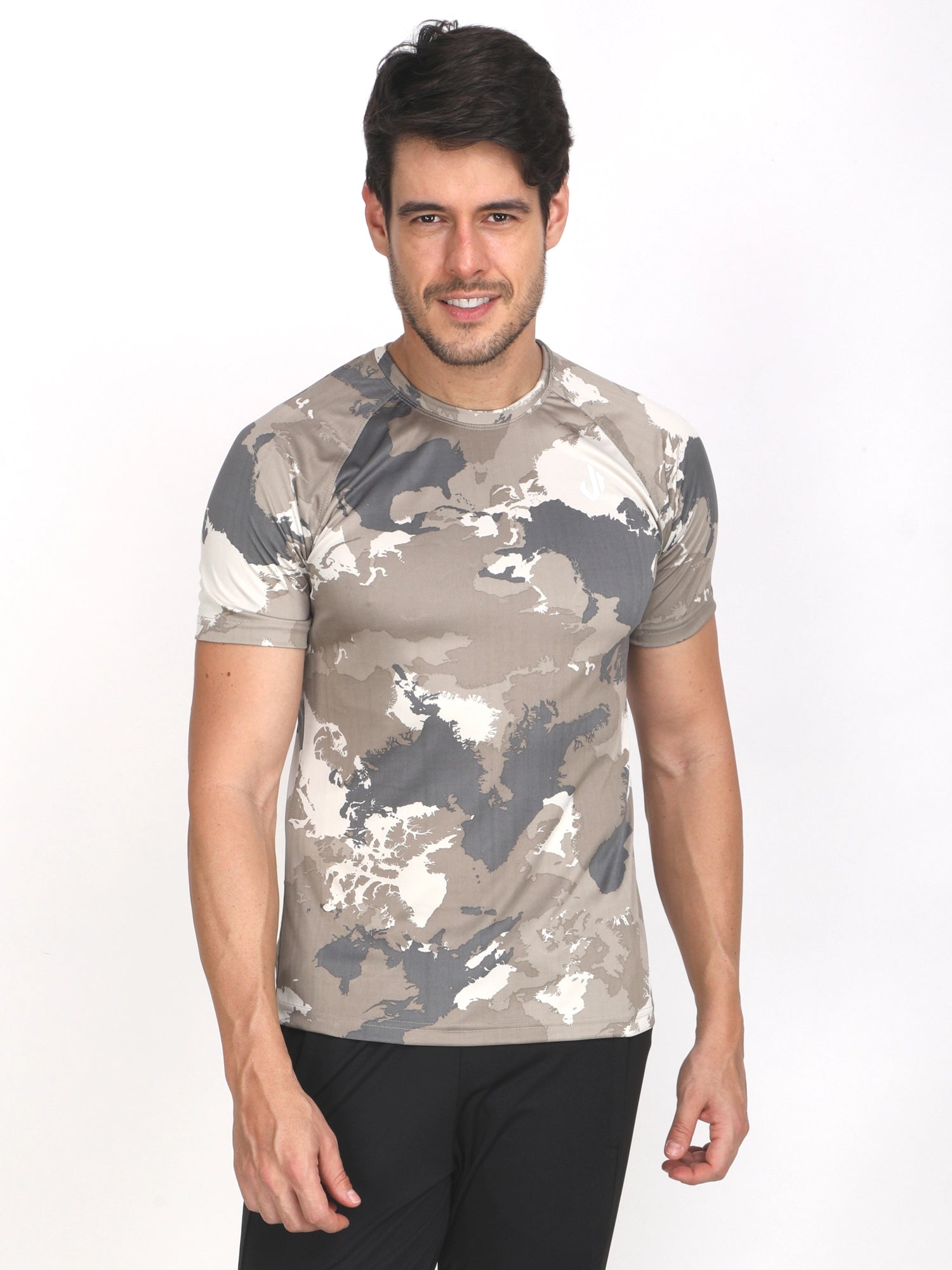 Jeffa Camo Printed T-shirt in Sand