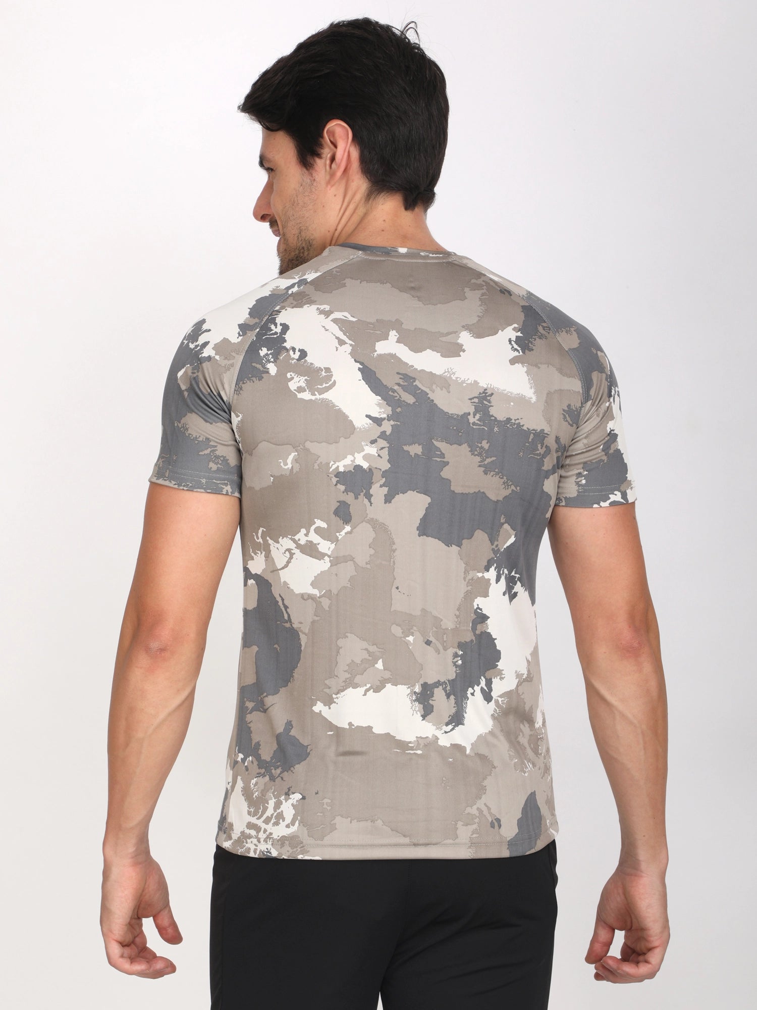 Jeffa Camo Printed T-shirt in Sand